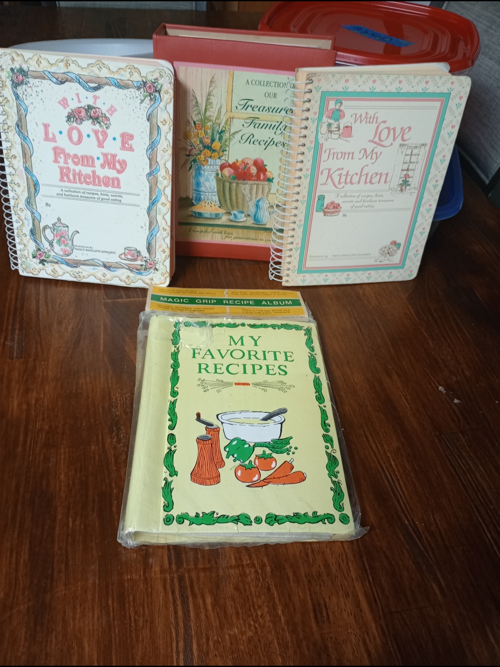 My Favorite Recipes Cookbook - Green Cover Recipe Album